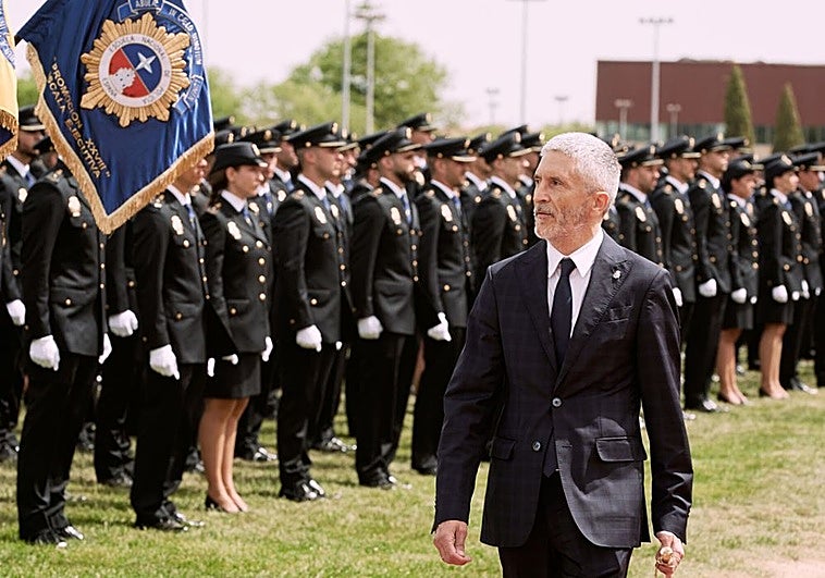 Marlaska cesa al nuevo jefe de Policía de Lleida tras conocerse su condena por acoso sexual